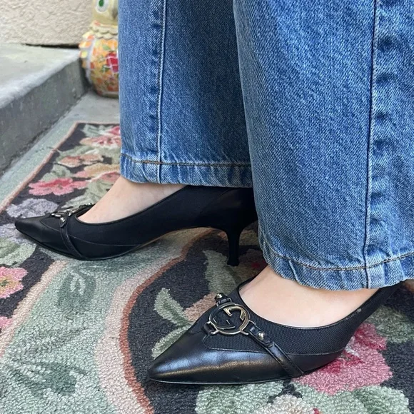 Vintage black/silver Gucci leather/canvas shoes
